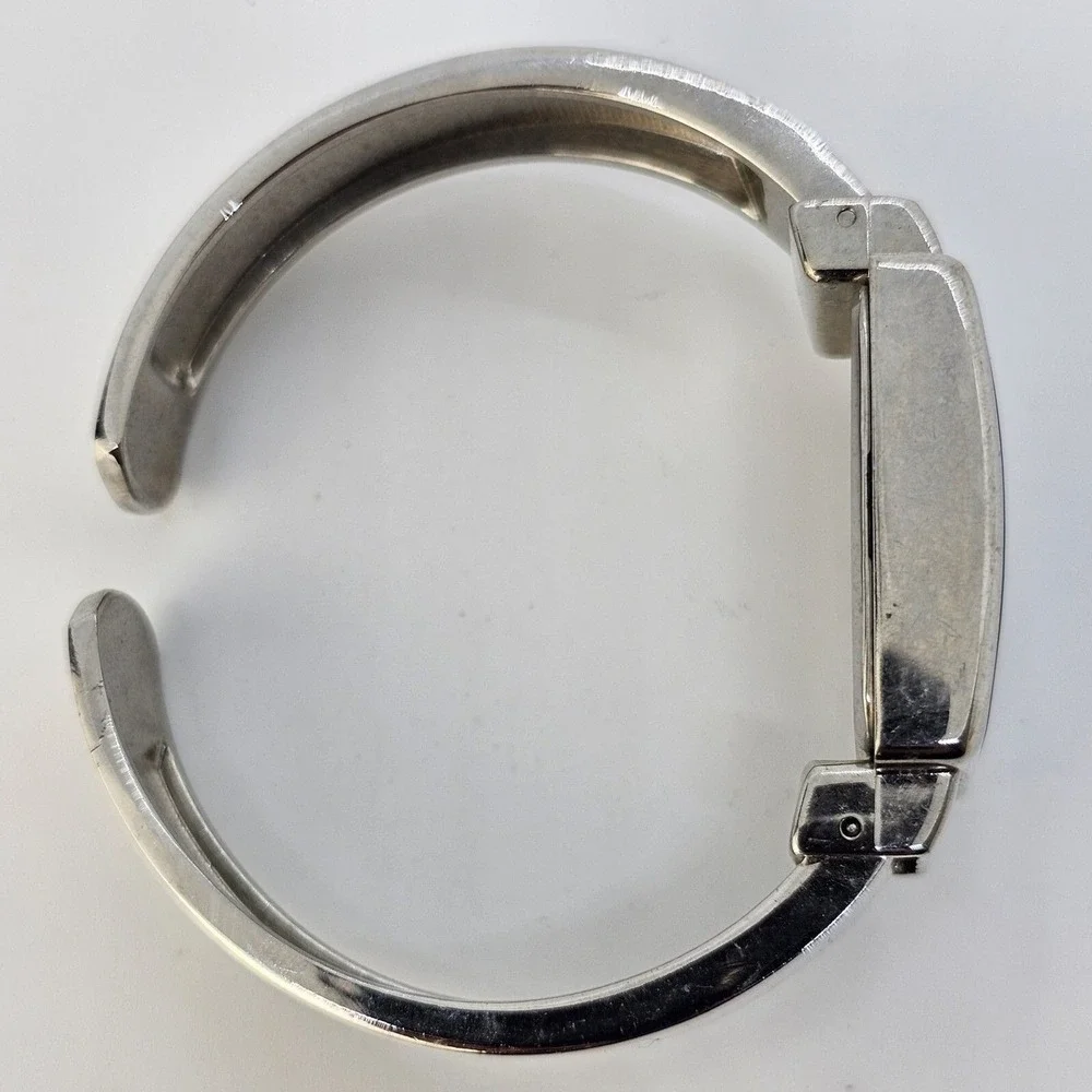 Studio 22MM Women's Bracelet Watch Black Dial Gray Bracelet Band‎ 6